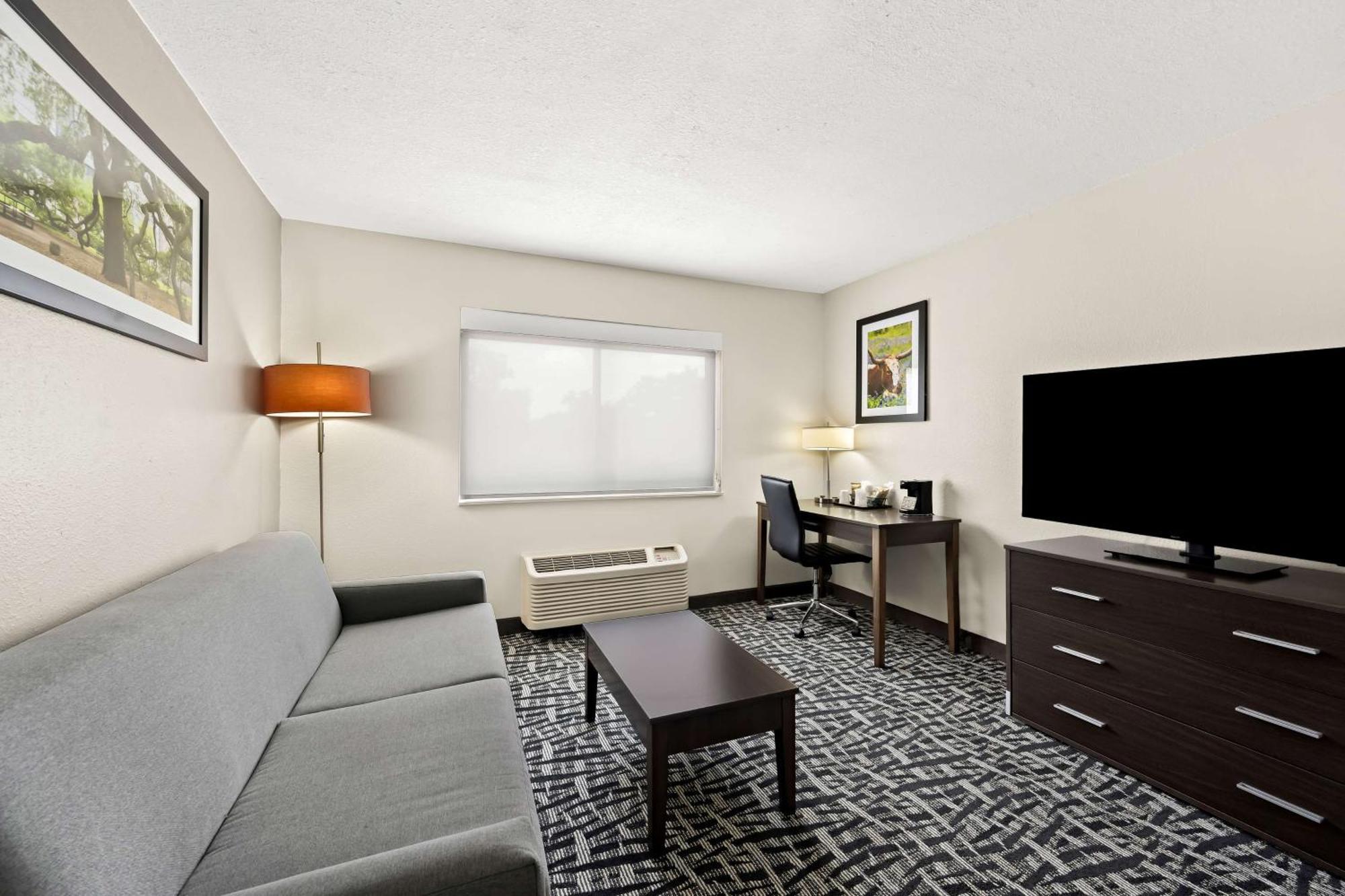 Best Western Bryan College Station Экстерьер фото