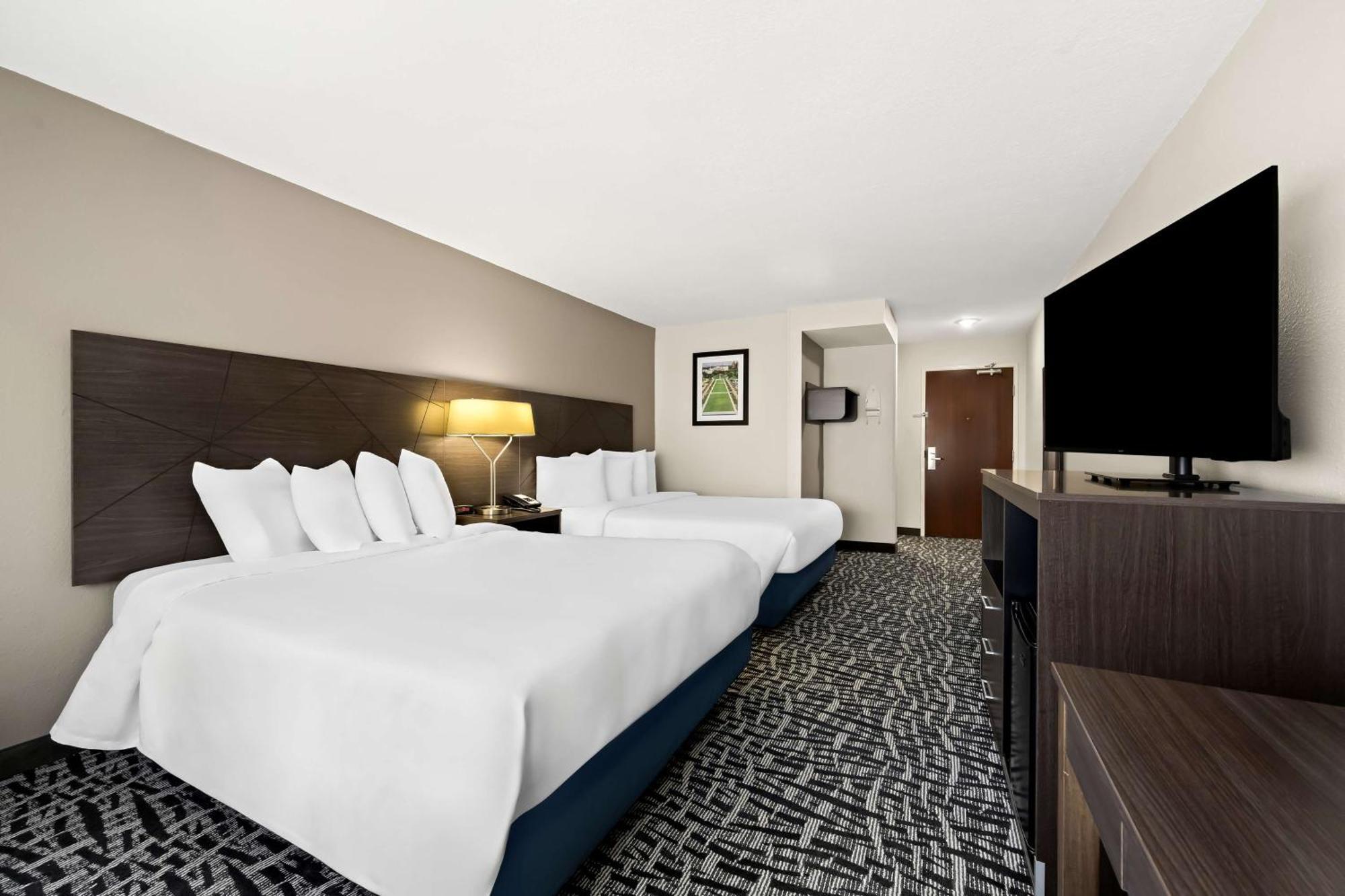 Best Western Bryan College Station Экстерьер фото