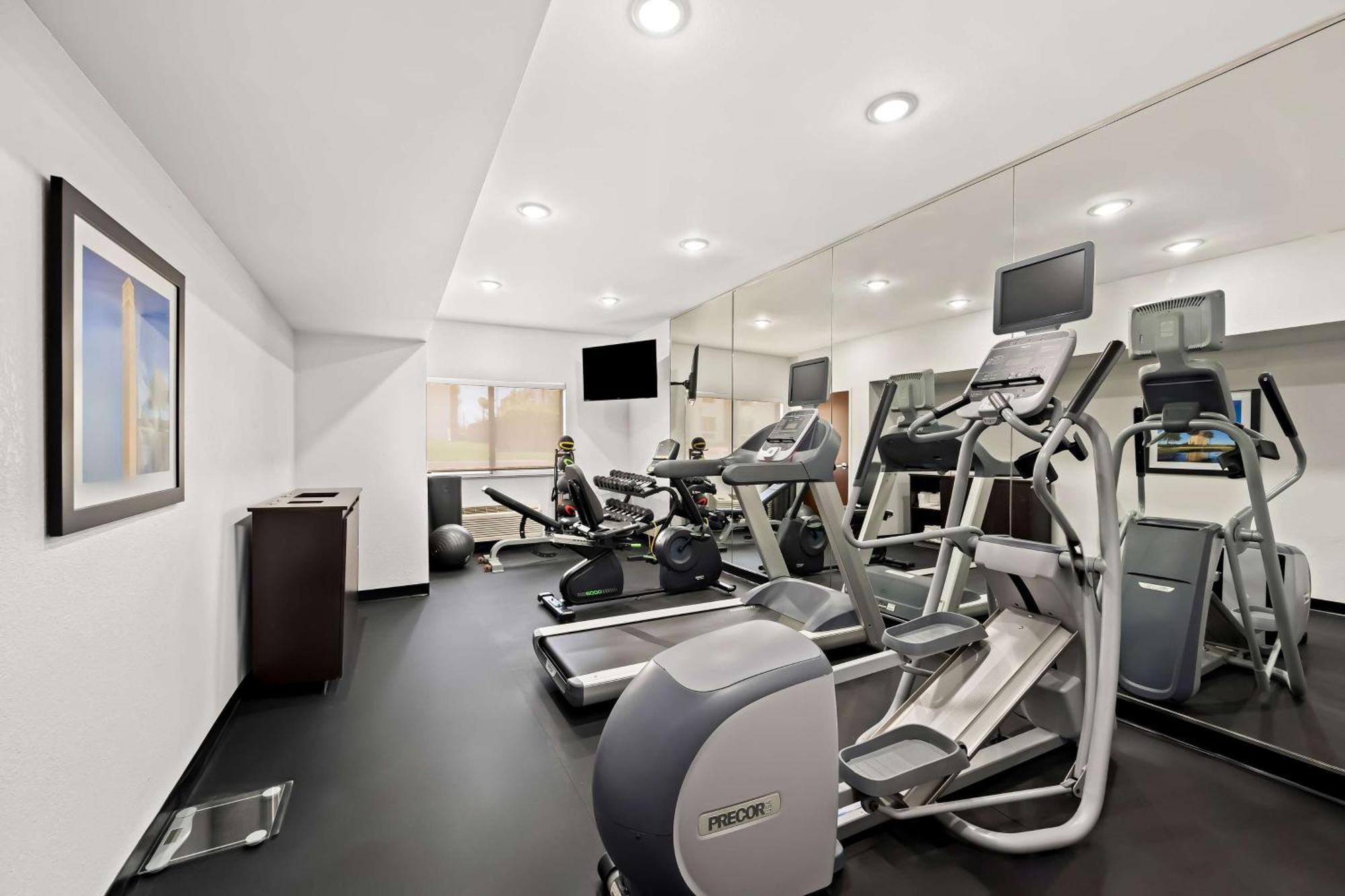 Best Western Bryan College Station Экстерьер фото
