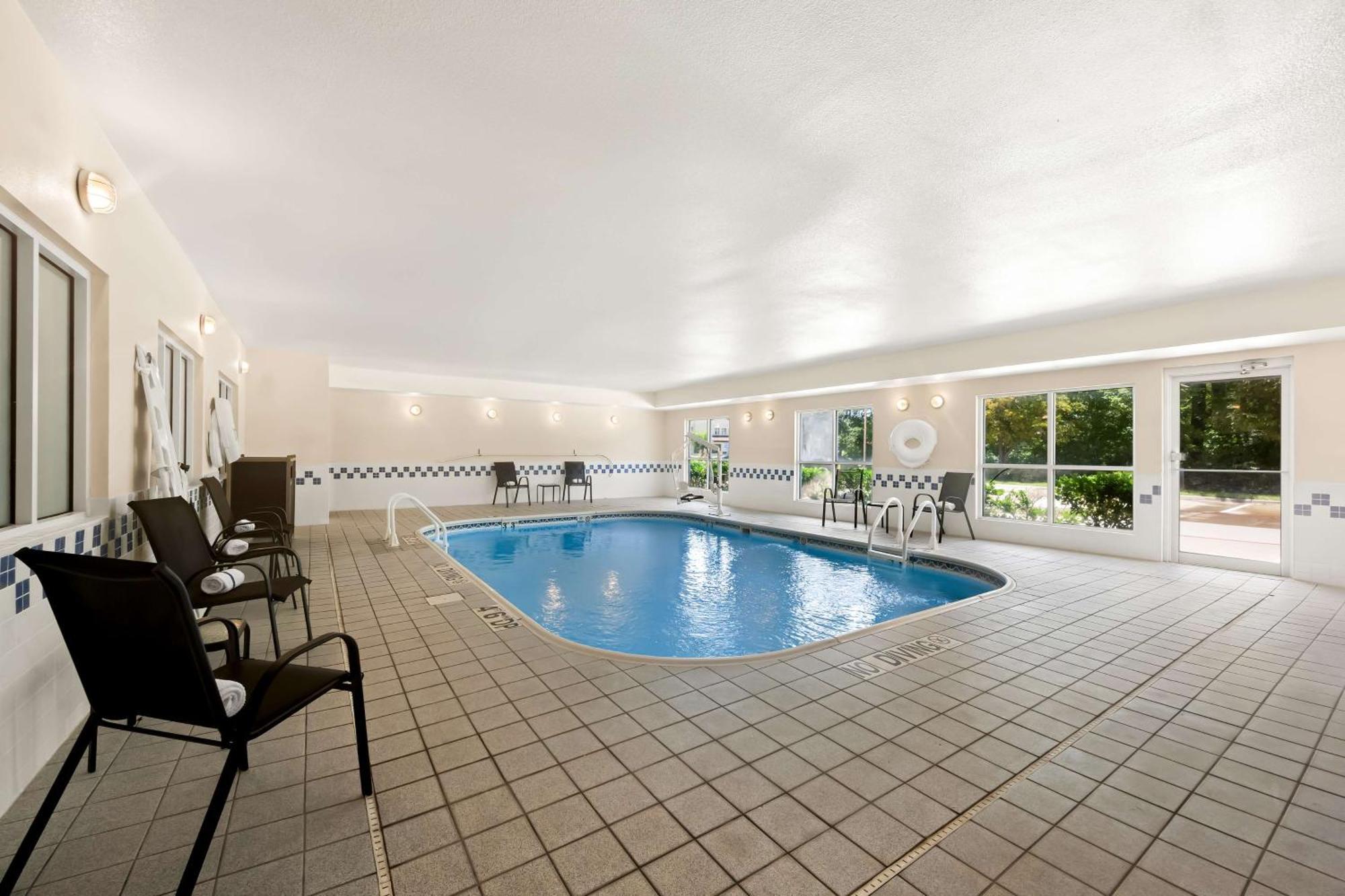 Best Western Bryan College Station Экстерьер фото